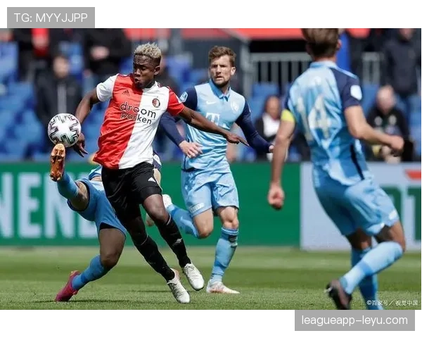 埃斯托里尔战术解析:精妙布局与灵活调整铸就赛场成功 埃斯托里尔战术解析:精妙布局与灵活调整铸就赛场成功