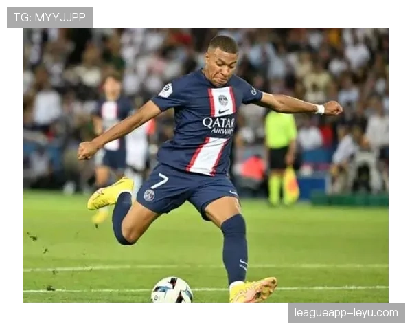 姆巴佩在欧洲杯中的惊艳表现助力法国队昂首晋级四强