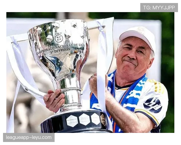 安切洛蒂球队进攻结构解析：体系运转与战术执行走势清晰