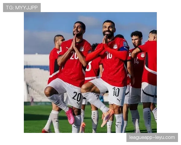 萨拉赫vs孙兴慜：亚非锋霸对决，效率与终结方式差异在哪？